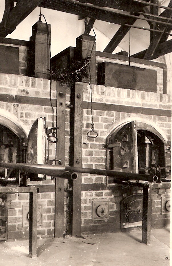 De verbrandings-ovens van Dachau